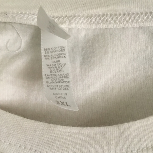 T-Shirt with Vegas Rhinestones - Picture 3 of 3